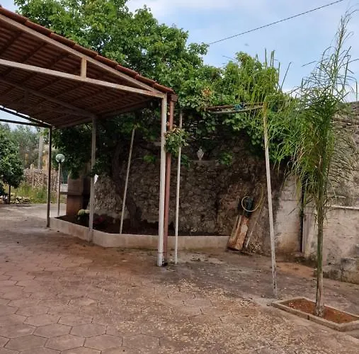 La Campagna Di Manuel Tatil Evi Tuglie